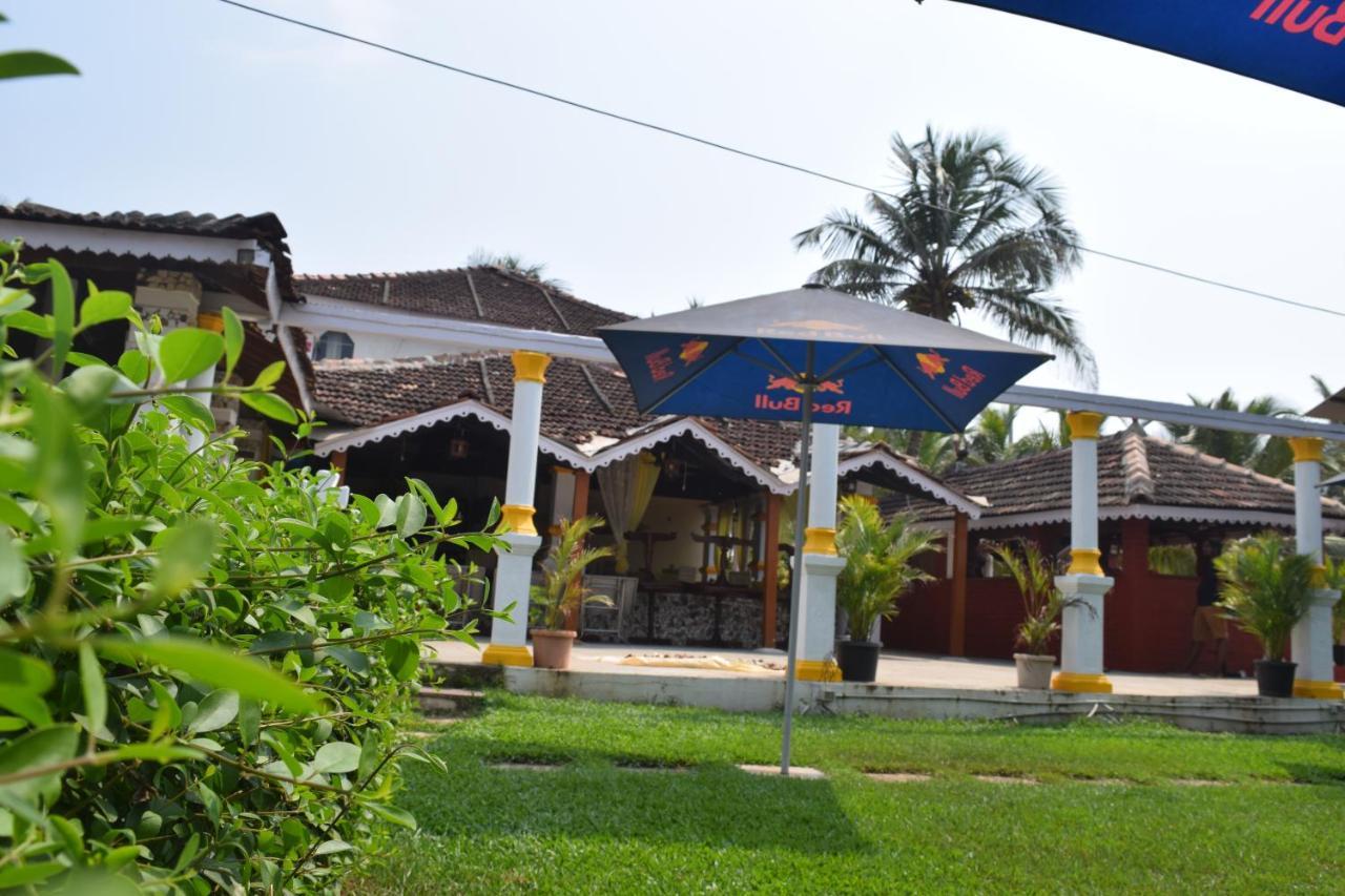 Bribon Guest House Calangute Bagian luar foto