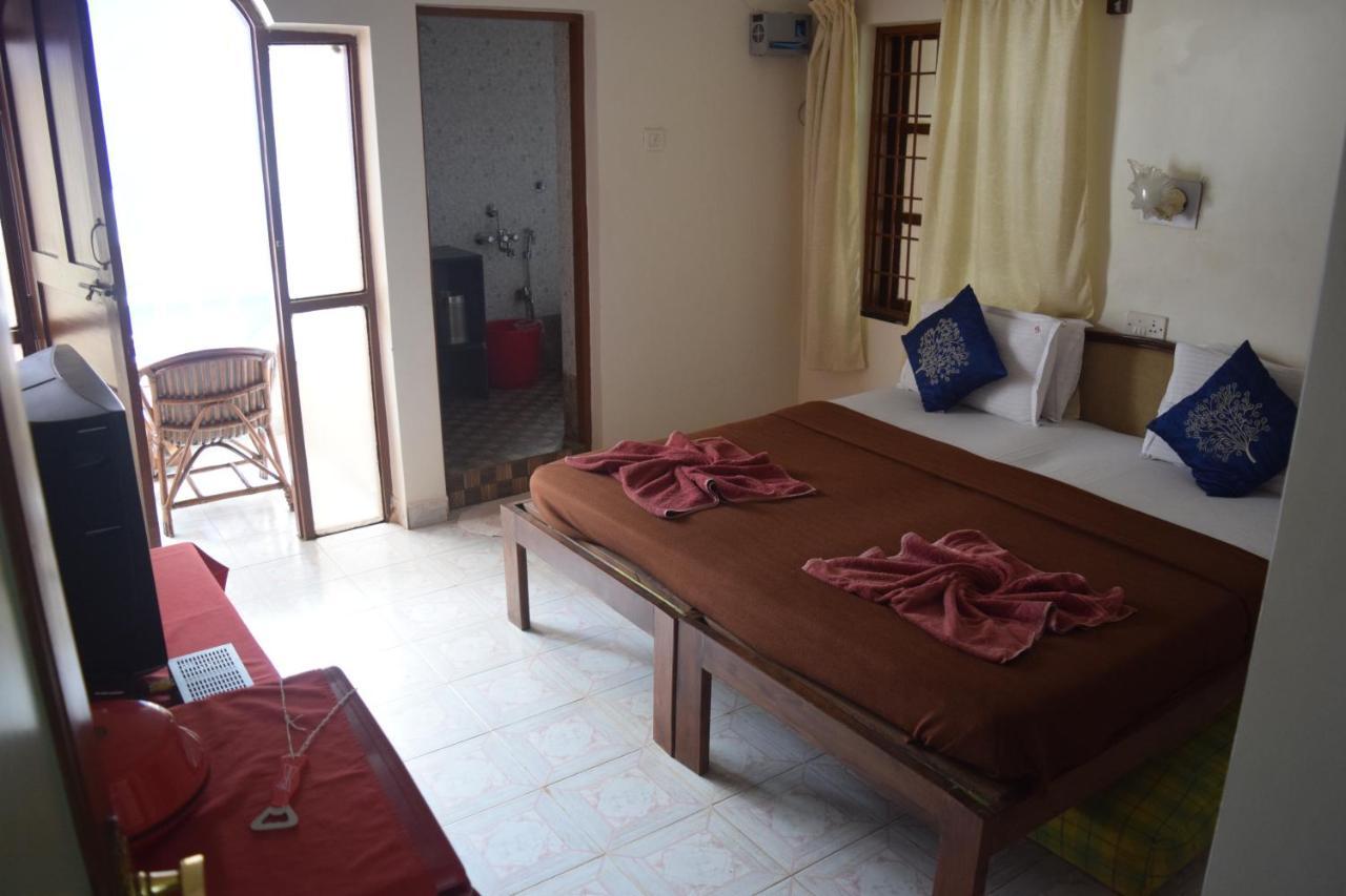 Bribon Guest House Calangute Bagian luar foto